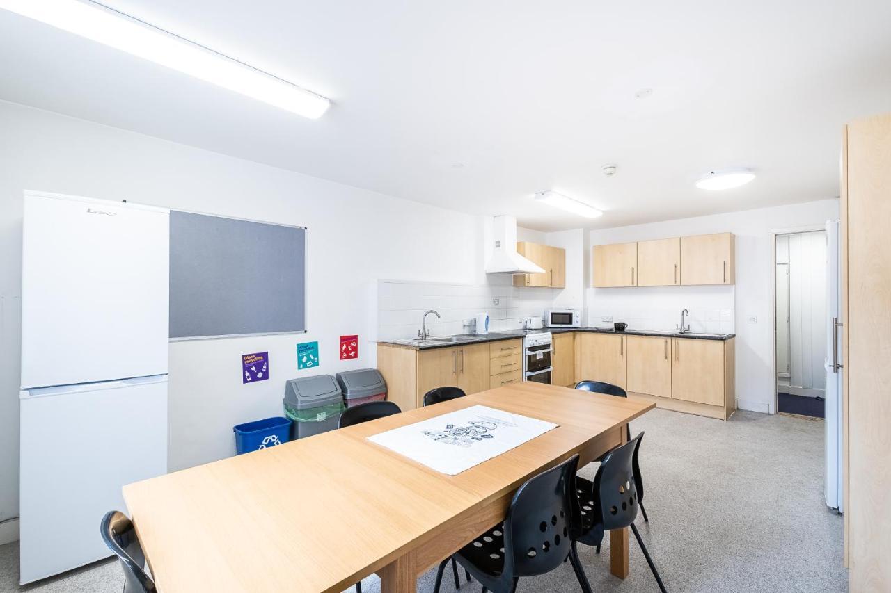 En Suite Rooms, Gillingham - Sk Exterior photo